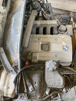 Predám motor bmw 3,0 benzín 265ps - 2