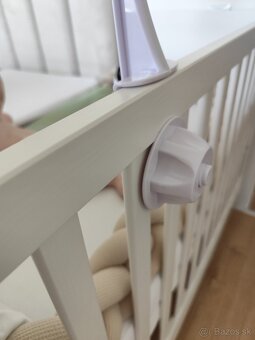 Kolotoč nad postieľku - 2