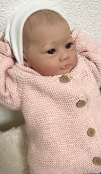 Realistická bábika Viktorka - 2