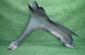 toyota rav4 blatník 2010-13 - 2