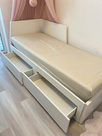 Roztahovacia posteľ Ikea s matracmi - 2