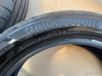 225/50r19 96v - 2