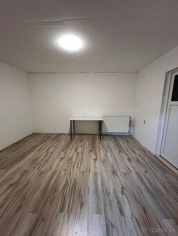 Prenájom GARÁŽE vo Vrútkach - 2
