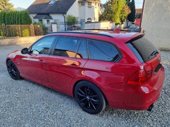 BMW e91 318d 2011 - 2