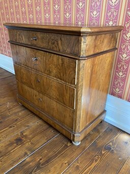 Menšia komoda biedermeier - 2