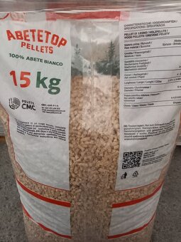 Smrekové drevené pelety A1-ENplus bez kôry na palete 1050kg/ - 2