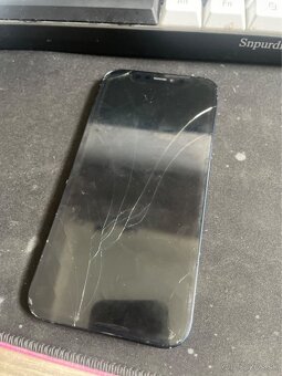 Iphone 12 128gb po pade sa neda zapnúť - 2