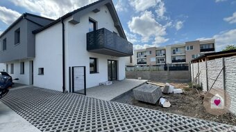 BA/VRAKUŇA- Prenájom 5i bytu s predzáhradkou, terasou a 2 x - 2