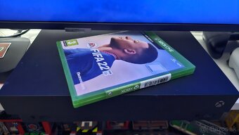 XBOX one X 1tb - 2