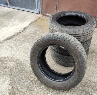 205/60 R15 Dunlop - 2