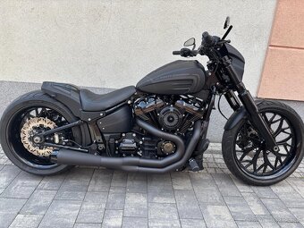 Harley FXBR Breakout - 2