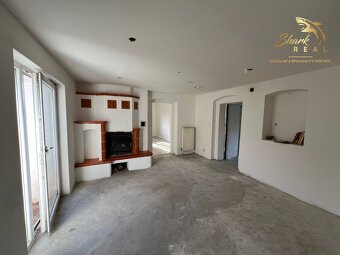 Rodinný dom - Chalupa usadená v peknom prostredí - 2