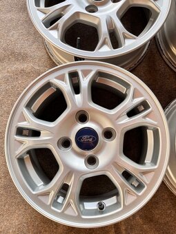 4x108 R14 Ford Fiesta 2016 Originál Alu disky + matice - 2