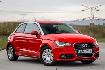 Audi A1 1.6 TDI Attraction S-tronic - 2