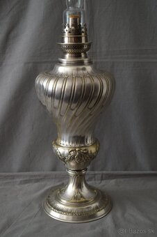 Petrolejová lampa W&W - 2