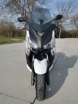 Yamaha Xmax 400 LeoVince - 2