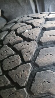 Kumho mt51 265/70R16 - 2