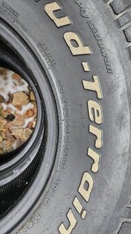 BFGoodrich Mud-Terrain T/A 33x12,5 r15 - 2