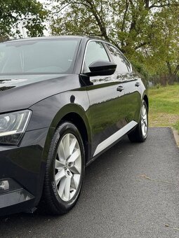 Škoda Superb 2,0tdi - 2