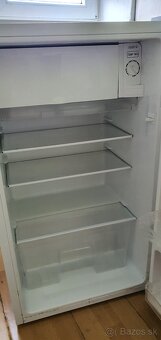 Predám malú chladničku značky Hisense. - 2