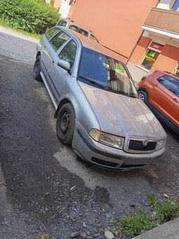 Auto skoda octavia 1.9 66kw rotačka - 2