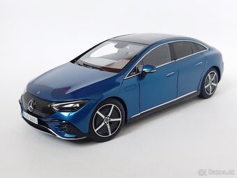 1:18 - Mercedes EQE (2022) - NZG - 1:18 - 2