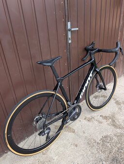 Giant TCR Advanced 0 - 2