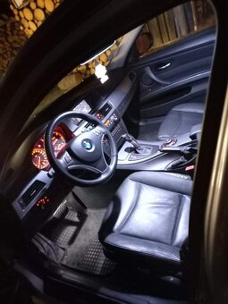 Bmw e90 320D 2.0 130kw - 2