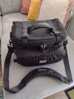 Brašna Lowepro Compact AW - 2