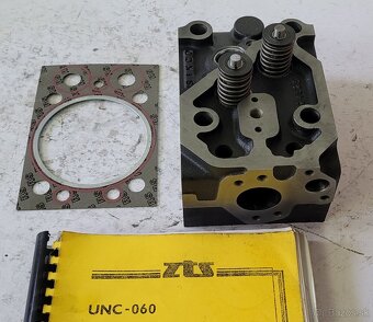 Motor Zetor hlava valcov s ventilmi - 2