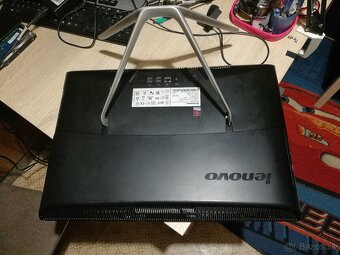 AIO Lenovo. i5-4 jadro. Dotyková obrazovka. SSD 256 GB+1TB. - 2