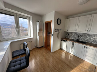 TOP ponuka: 3-izbový byt s 2 loggiami – Lamač, Bakošova ul. - 2