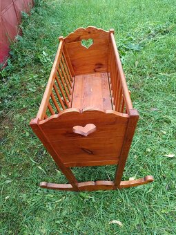 Predam drevenú detskú kolísku - 2