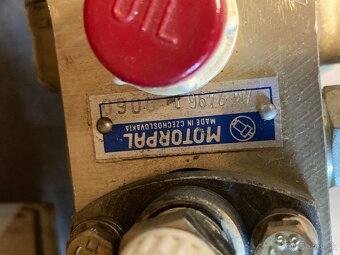 Vstrekovacie cerpadlo Avia - 2