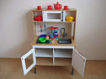 Drevena kuchynka Ikea s vybavou - 2