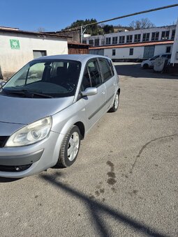 Renault Megane Scenic - 2