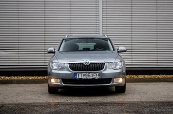 Škoda Superb Combi 2.0 TDI 4x4 DSG - 2