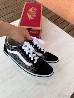 Tenisky Vans OLD SKOOL , veľkosť 34,5 - 2