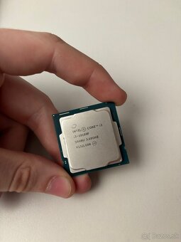 Intel Core i3 10100F - 2