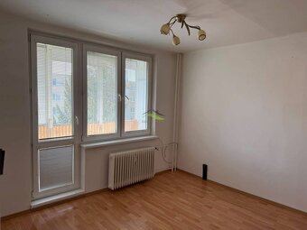 Výborná investícia - 2 izbový byt s balkónom pri Nemocnici - 2
