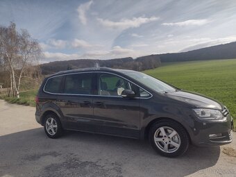 VW SHARAN 2.0 TDI SKY 4 MOTION NAJ.249000 KM ROK VÝROBY 2012 - 2