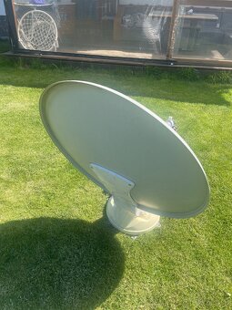 Predám satelit na karavan Maxview automat - 2