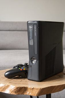 XBOX 360 SLIM - 2