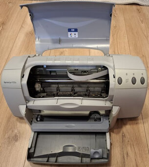 Predam tlaciaren HP DeskJet 920C - 2