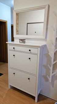 Zrkadlo IKEA Toftbyn s bielym ramom 65x85 cm - 2