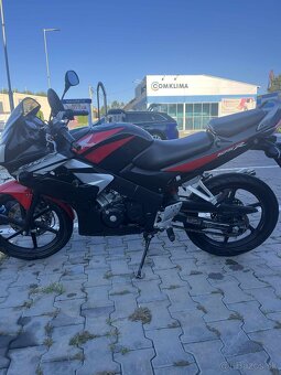 Honda cbr125r - 2