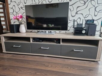 Obyvacia stena Decodom - 2
