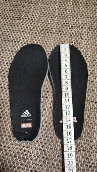 Adidas č.26 - 2