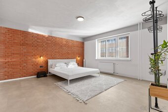 3-izb. byt po kompl. rekonštrukcii navrhnutej architektom - 2