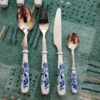 Príbor cibuliak, - 2